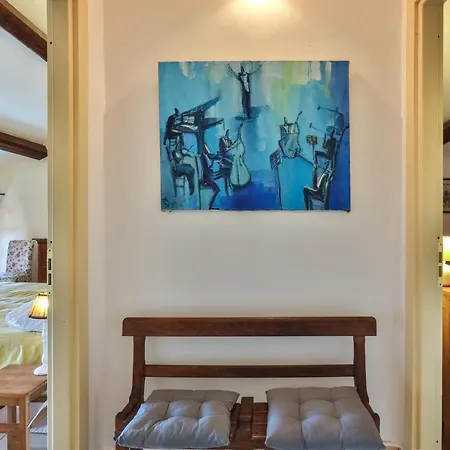 Pesce, Appartement