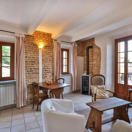 Pesce, Appartement Mombaruzzo