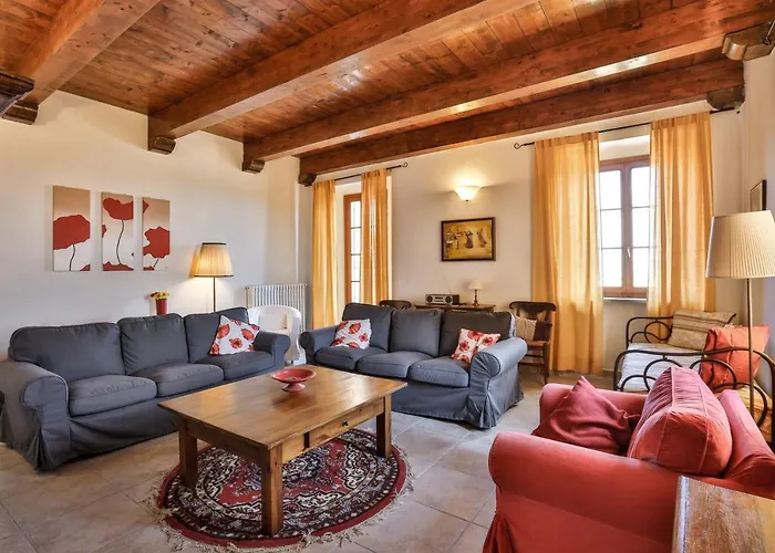 Pesce, Apartmán Mombaruzzo