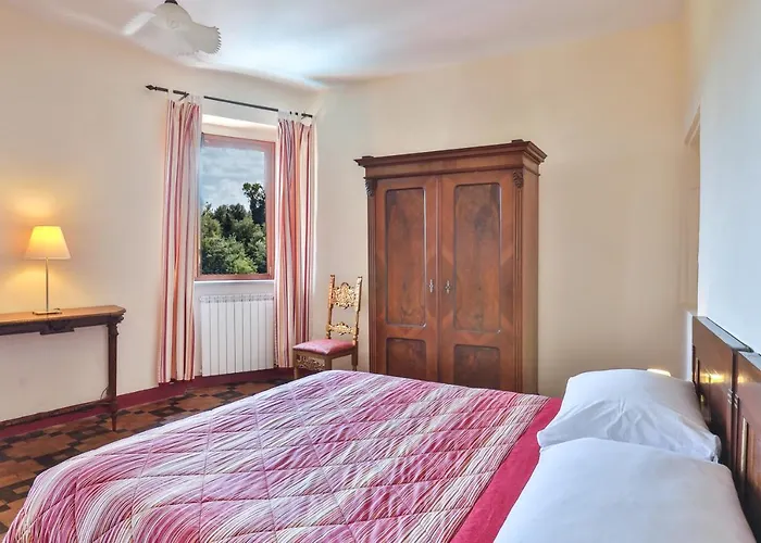 Pesce, Apartmán