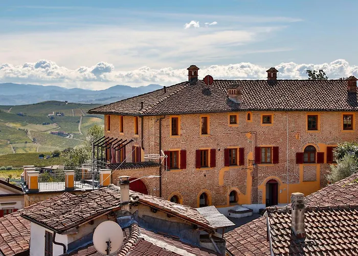Pesce, Apartmán Mombaruzzo